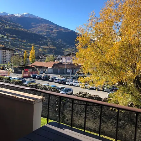 Blue Moon - Via Torre Del Lebbroso